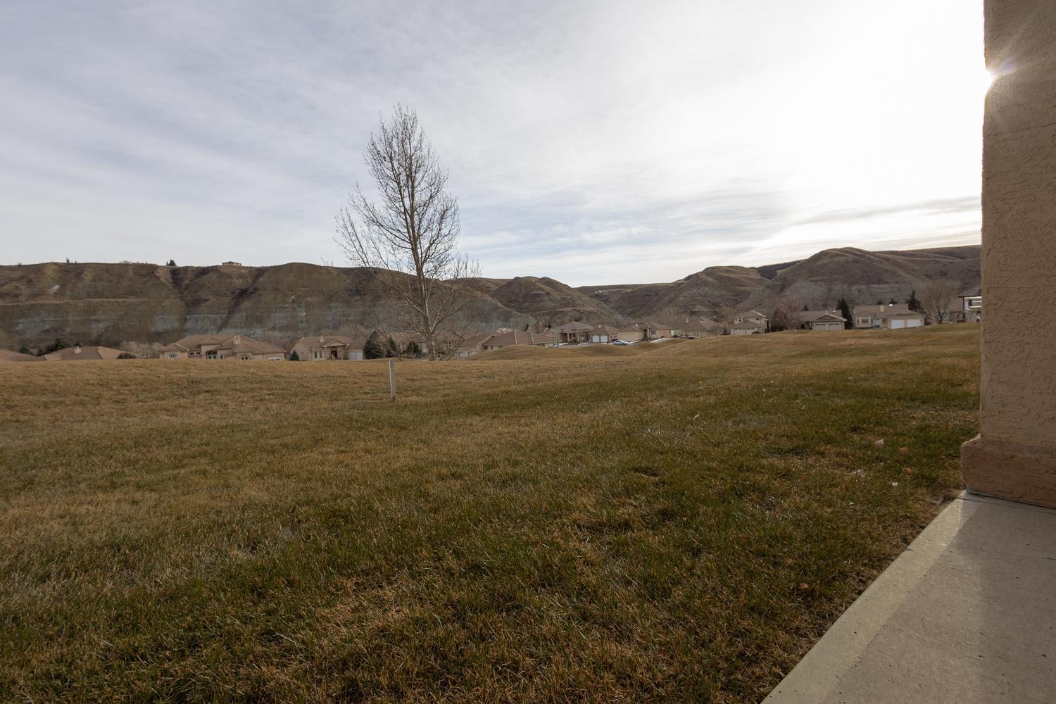 Paradise Canyon Golf Resort - Signature Walkout Condo 380 Lethbridge Exterior photo