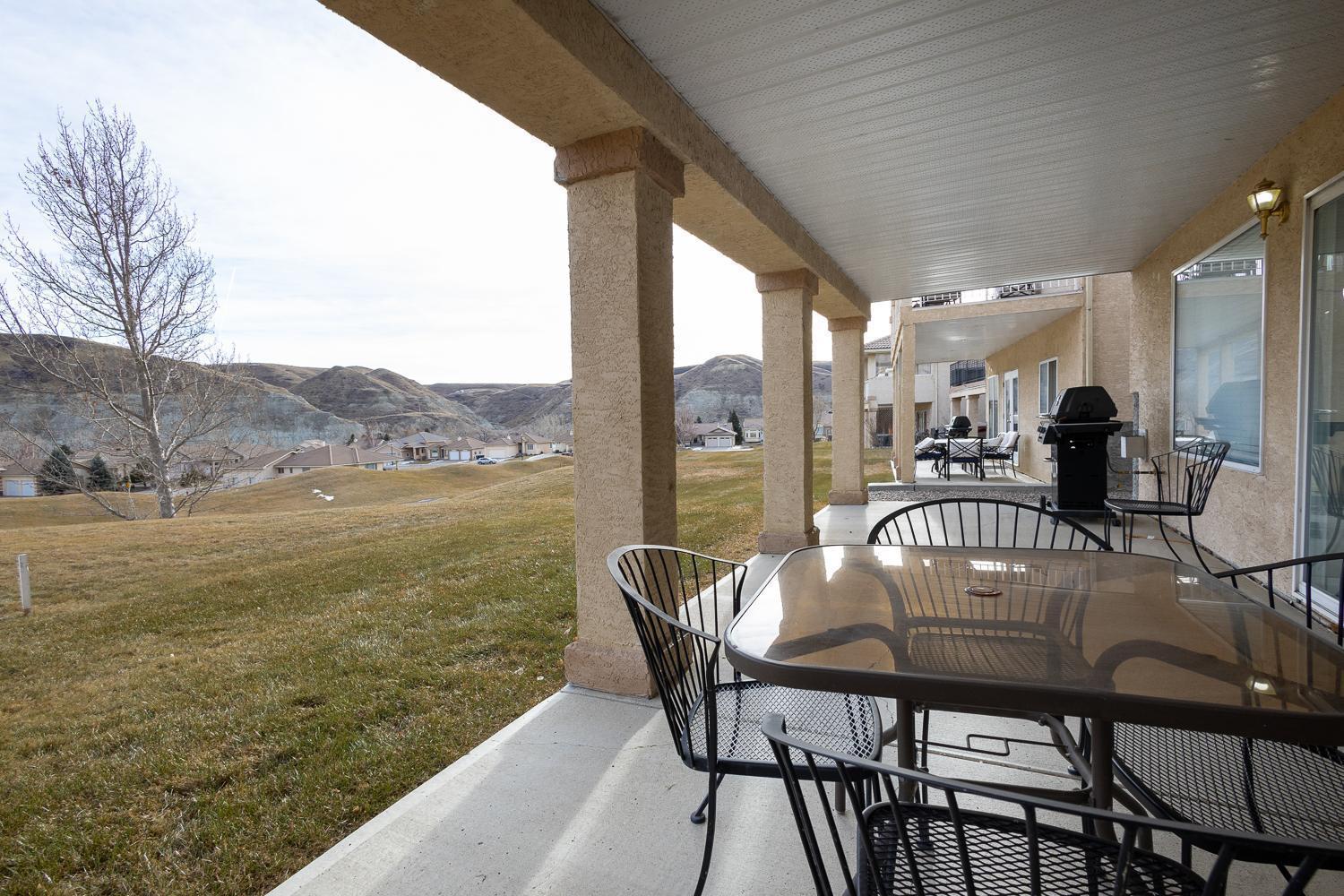 Paradise Canyon Golf Resort - Signature Walkout Condo 380 Lethbridge Exterior photo